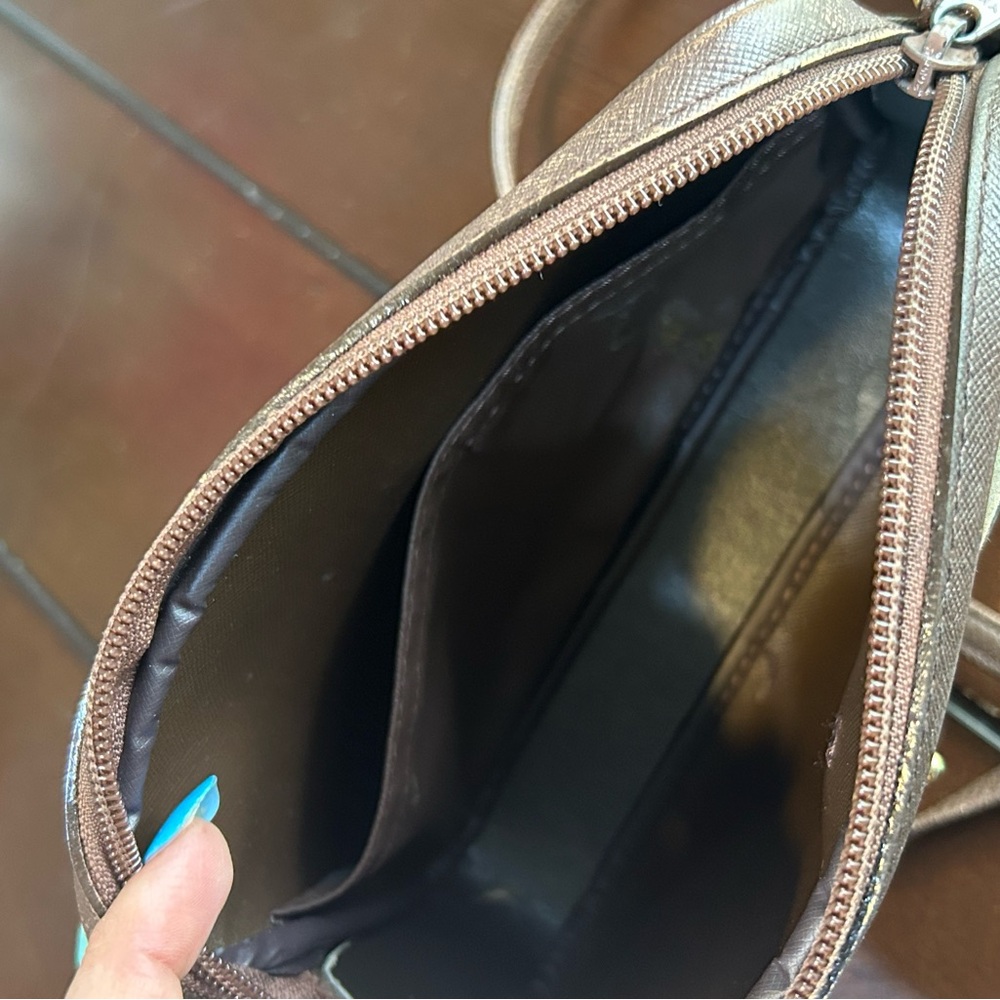 Burberrys Tan Plaid Crossbody - Picture 14 of 17